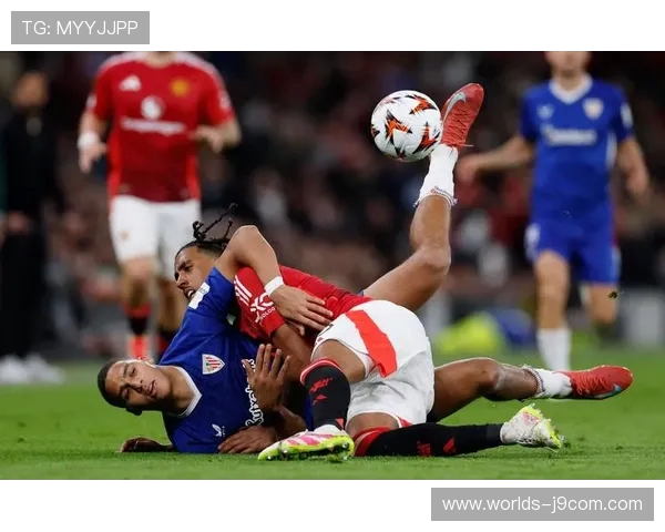 以足球中午为契机探讨团队协作与竞技精神在现代体育中的深层价值